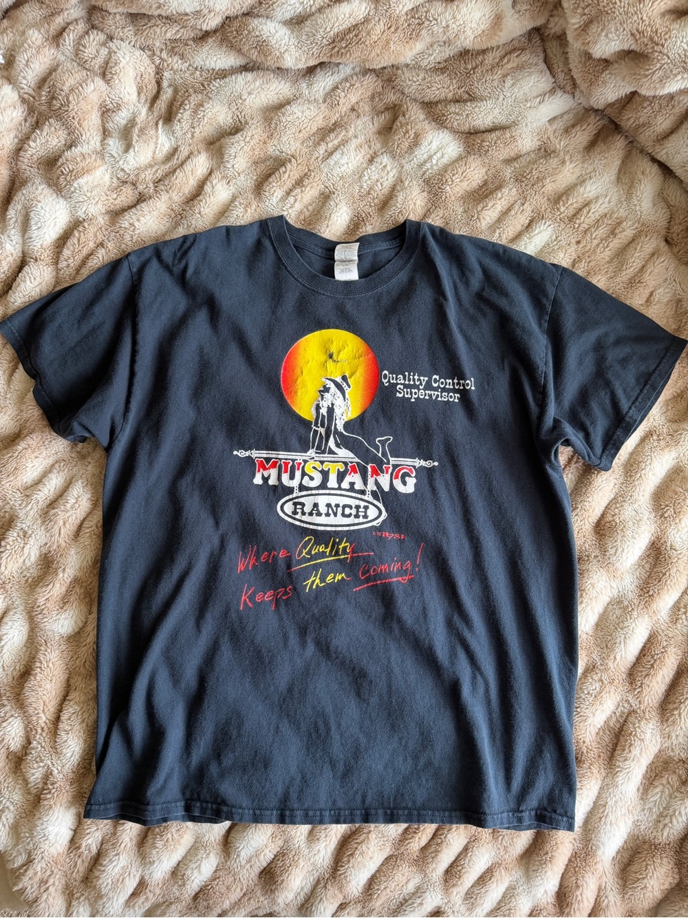 Vintage men’s Mustang Ranch t-shirt